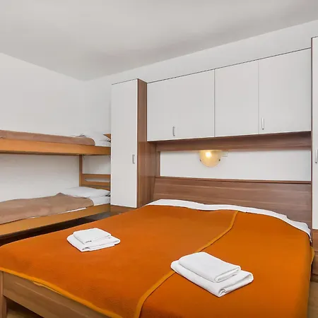 Cico-2 By Interhome Apartamento *