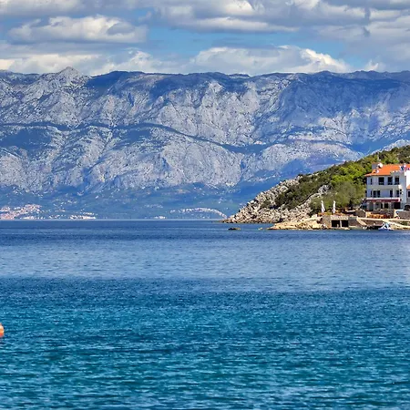 Cico-2 By Interhome Gdinj