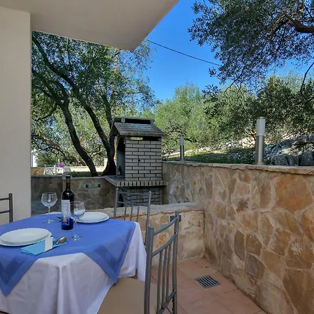 Apartamento Cico-2 By Interhome *