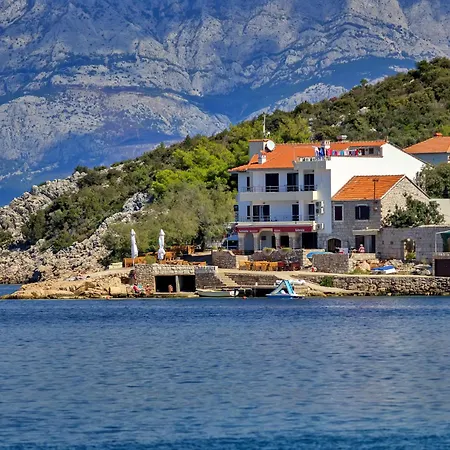 Cico-2 By Interhome Apartament Gdinj